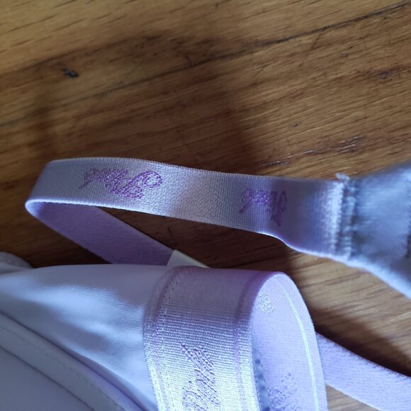 Pink Victoria's Secret Wear Everywhere Pushup Bras NWT 36C - Picture 3 of 5